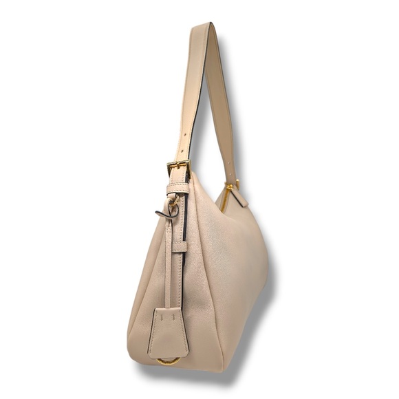 Sold - Picture 3 of 9